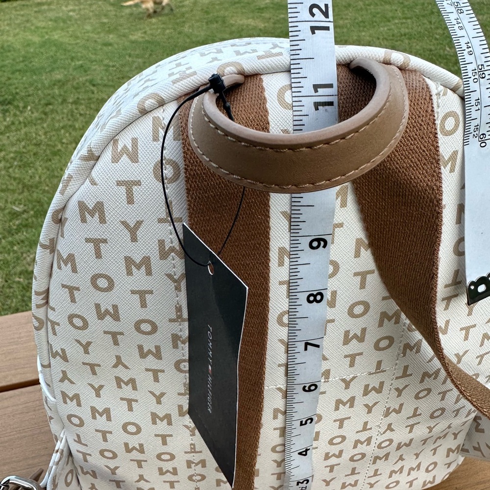 Tommy Hilfiger White and Tan Monogram Backpack NWT - Picture 9 of 9